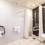 Premier Centre Hotel