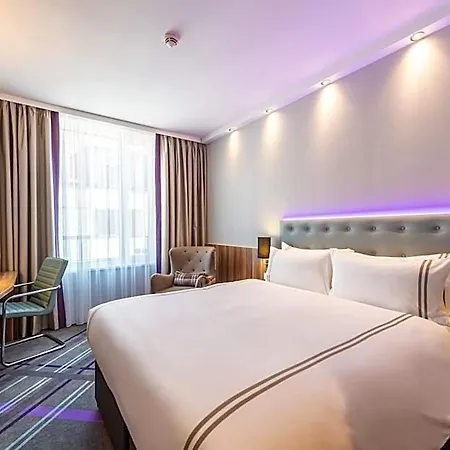 Premier Centre Otel 3*