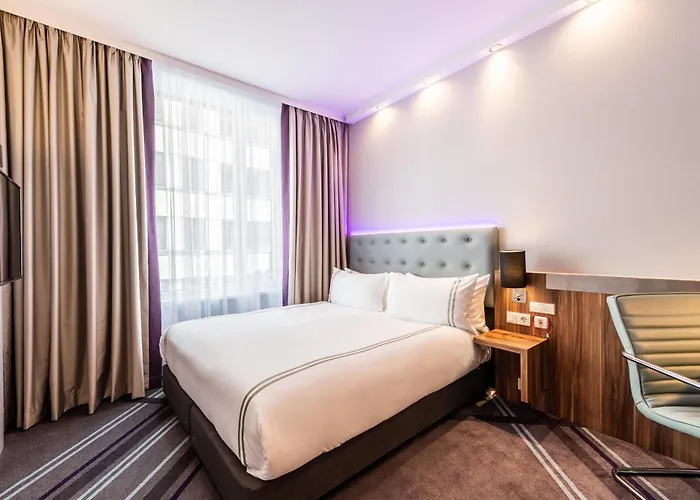 Premier Centre Отель 3*